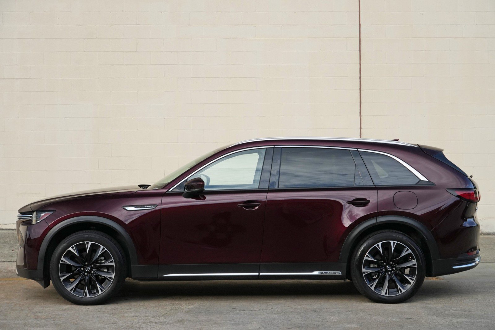 Used 2024 MAZDA CX-90 Plug-In Hybrid w/ Premium Plus AWD/4WD image 49