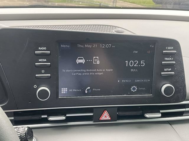 Used 2023 Hyundai Elantra SEL FWD image 18