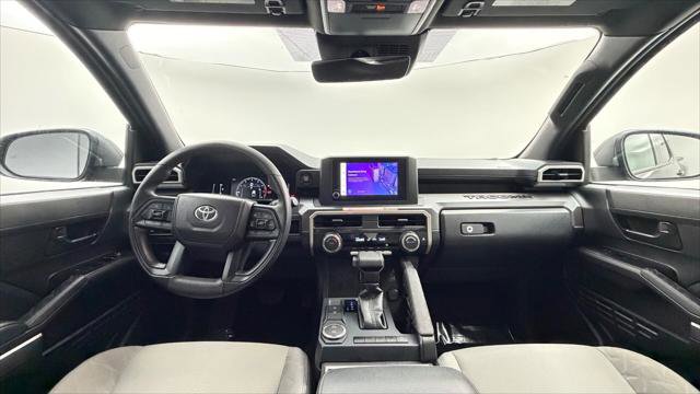 Used 2025 Toyota Tacoma SR5 image 27