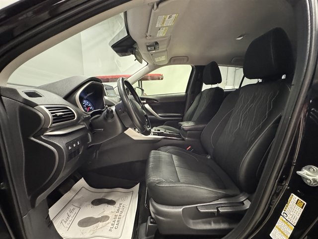 Used 2020 Mitsubishi Eclipse Cross SE FWD image 16