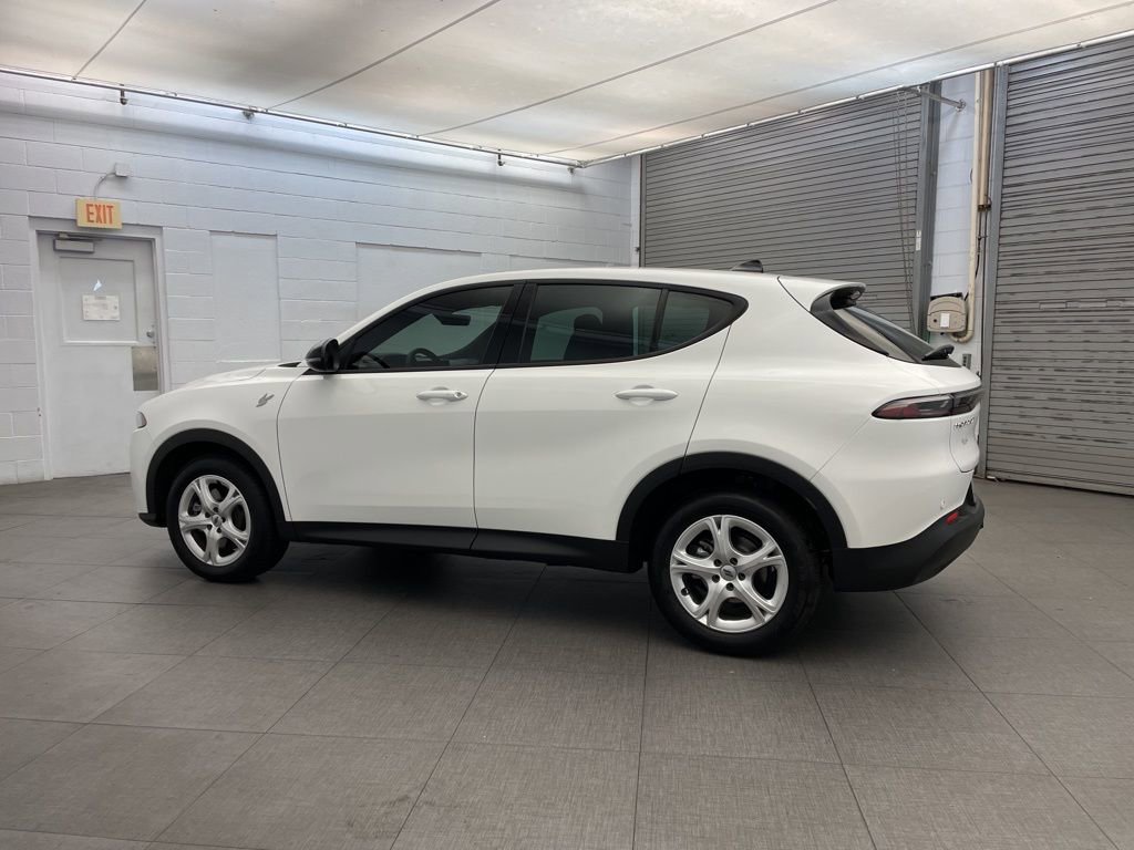 New 2025 Dodge Hornet GT w/ Cold Weather Group image 8