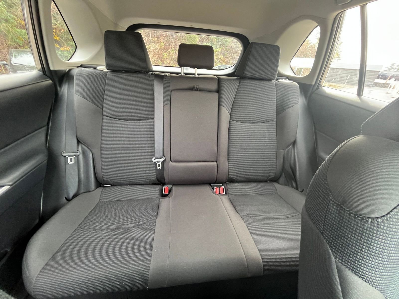 Used 2025 Toyota RAV4 LE image 33