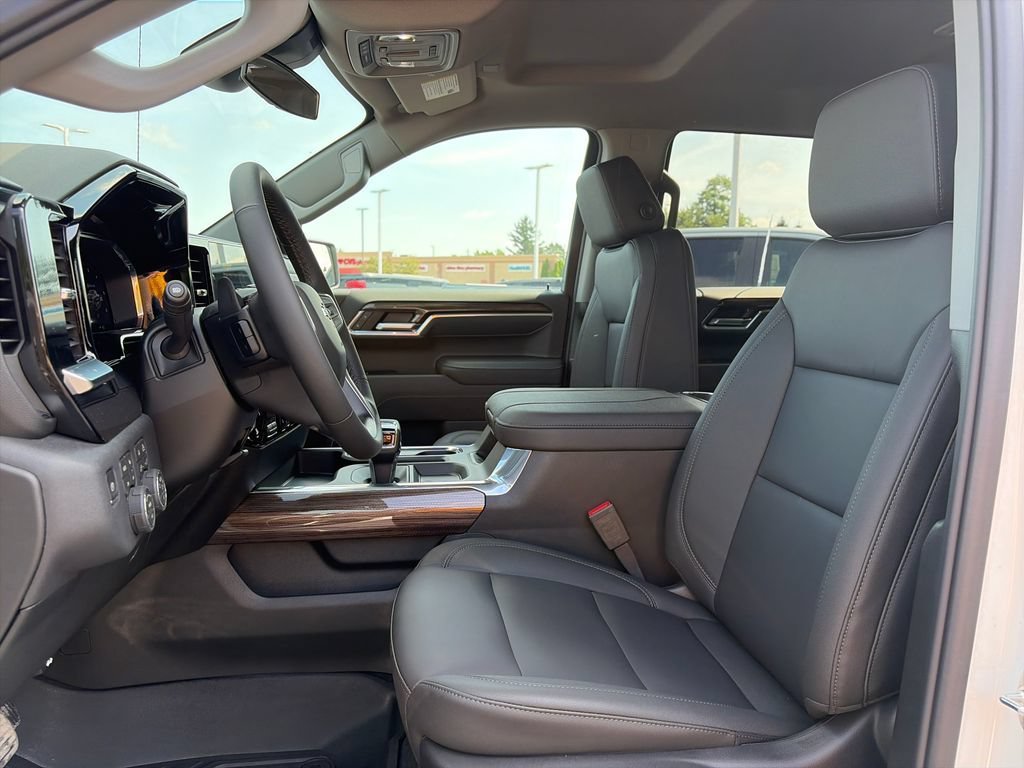 New 2026 Chevrolet Silverado 1500 RST w/ RST All Star Premium Package AWD/4WD image 13