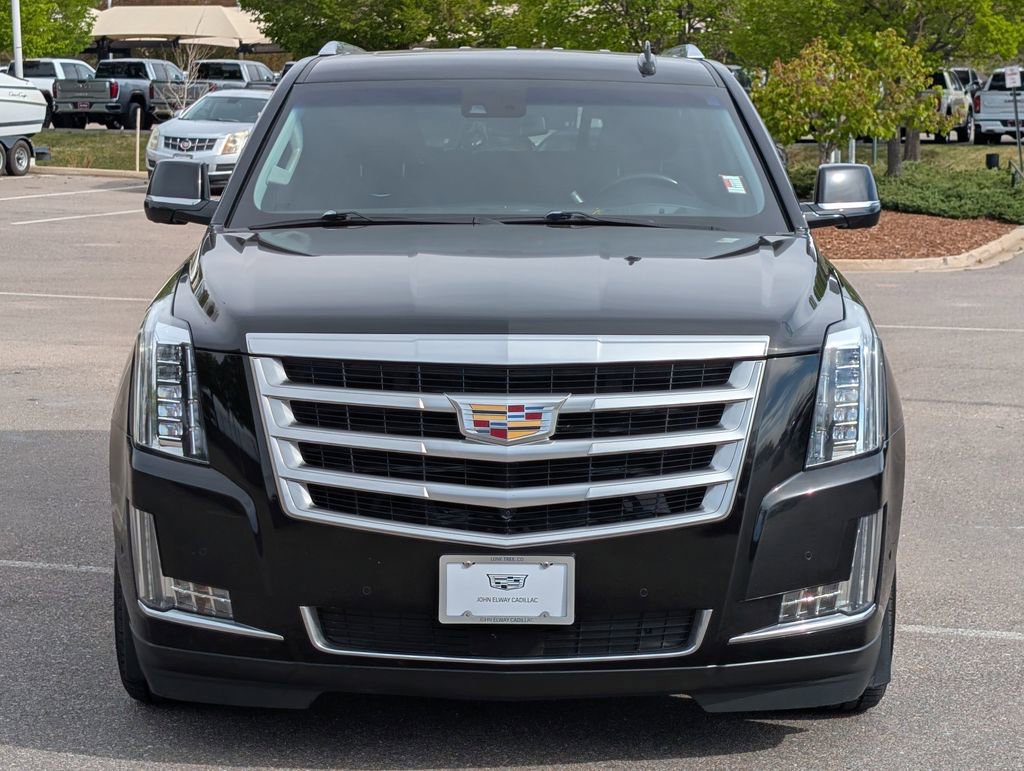 Used 2019 Cadillac Escalade ESV Premium Luxury AWD/4WD image 7