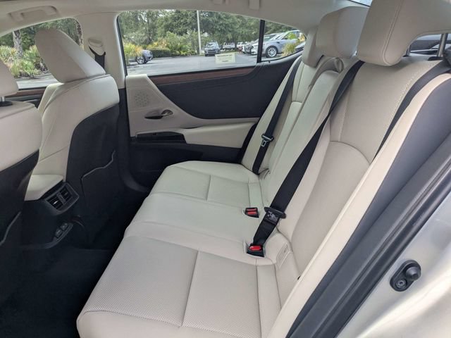 Certified 2025 Lexus ES 300h w/ Premium Package FWD image 16