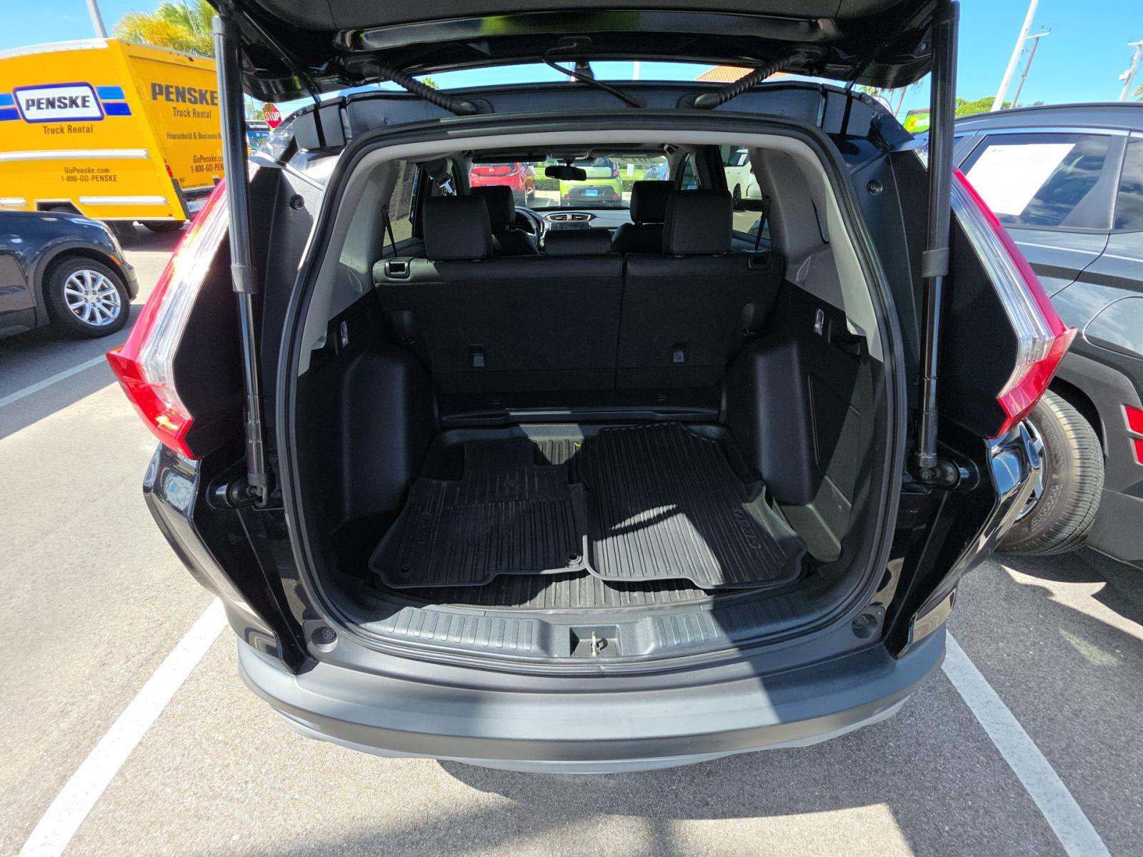 Used 2019 Honda CR-V Touring image 13