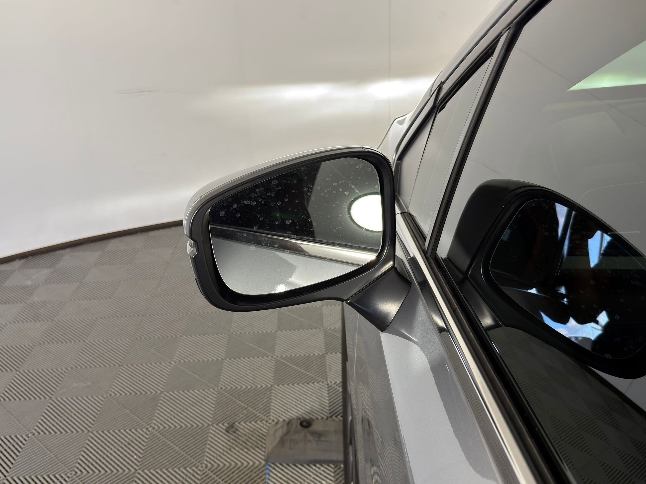 Used 2023 Honda Odyssey EX-L image 30