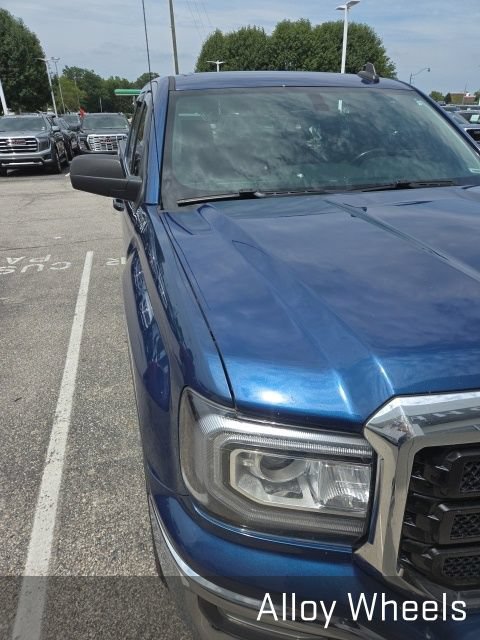 Used 2018 GMC Sierra 1500 SLE w/ SLE Value Package AWD/4WD image 5