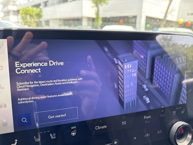 Certified 2025 Lexus TX 550h AWD Plug-In Hybrid w/ Technology Package image 18