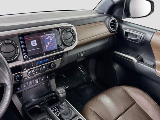 Used 2020 Toyota Tacoma Limited AWD/4WD image 24