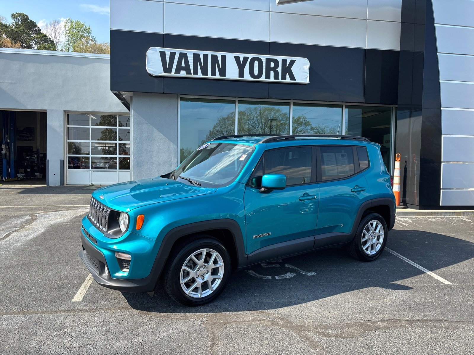 Used 2019 Jeep Renegade Latitude image 53