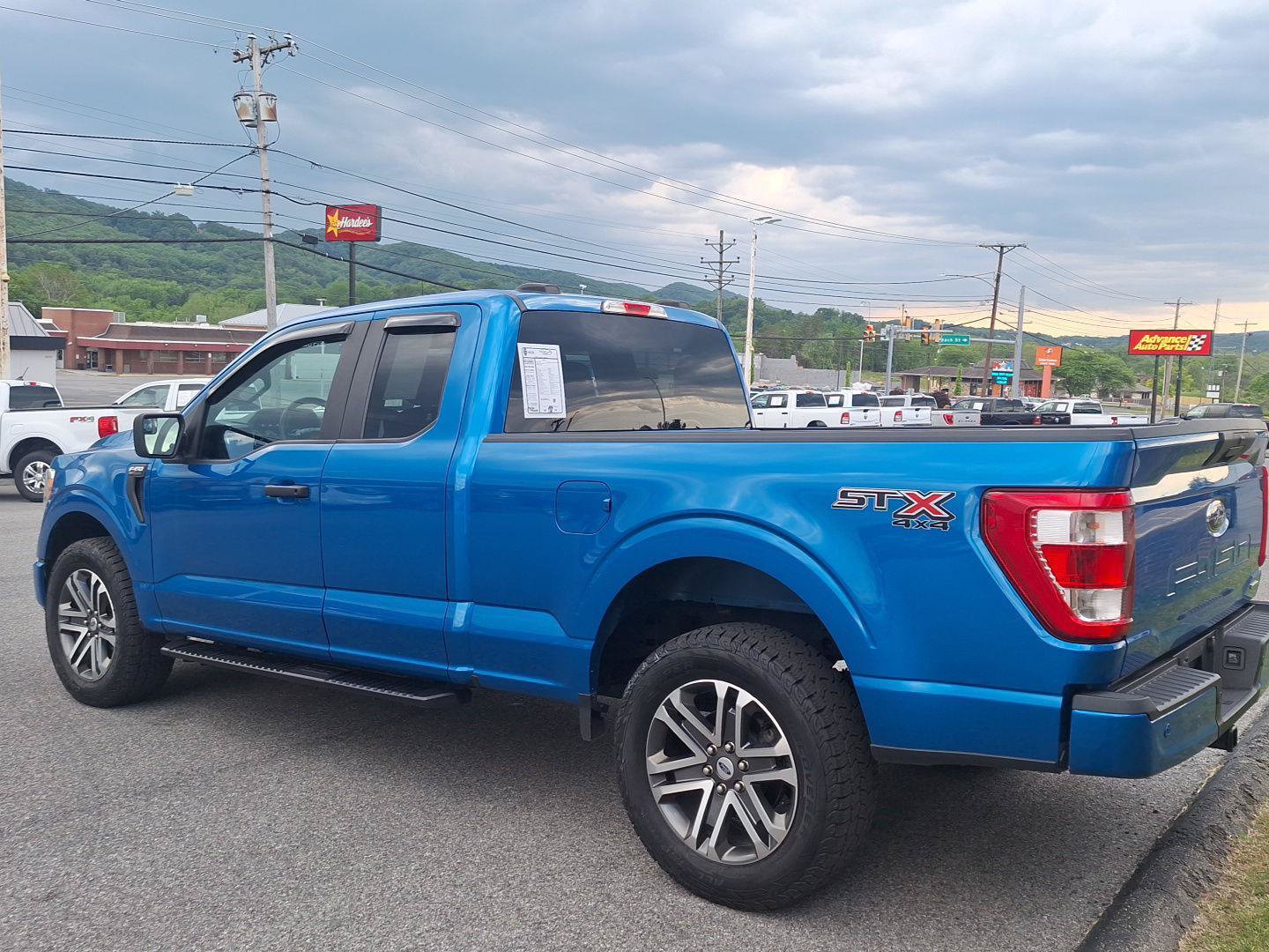 Used 2021 Ford F150 XL w/ Equipment Group 101A High AWD/4WD image 8