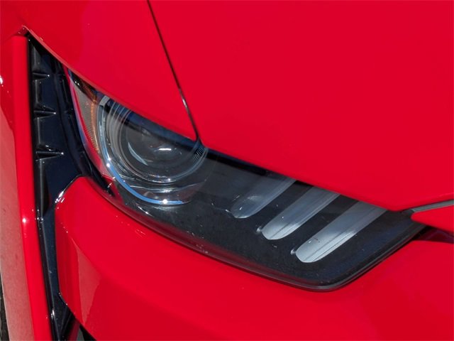 Used 2021 Ford Mustang Shelby GT500 w/ Technology Package image 11