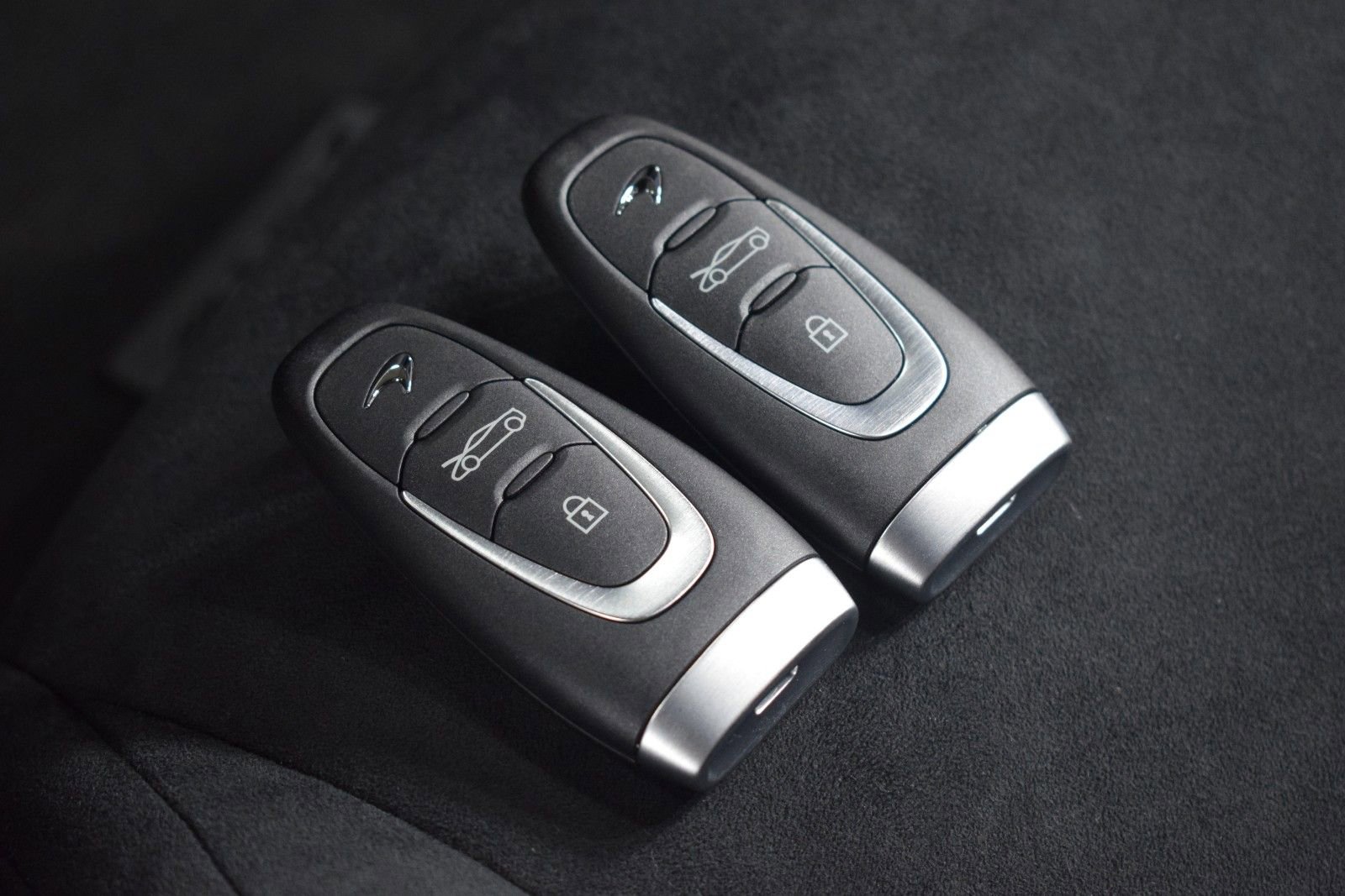 New 2026 McLaren Artura image 38