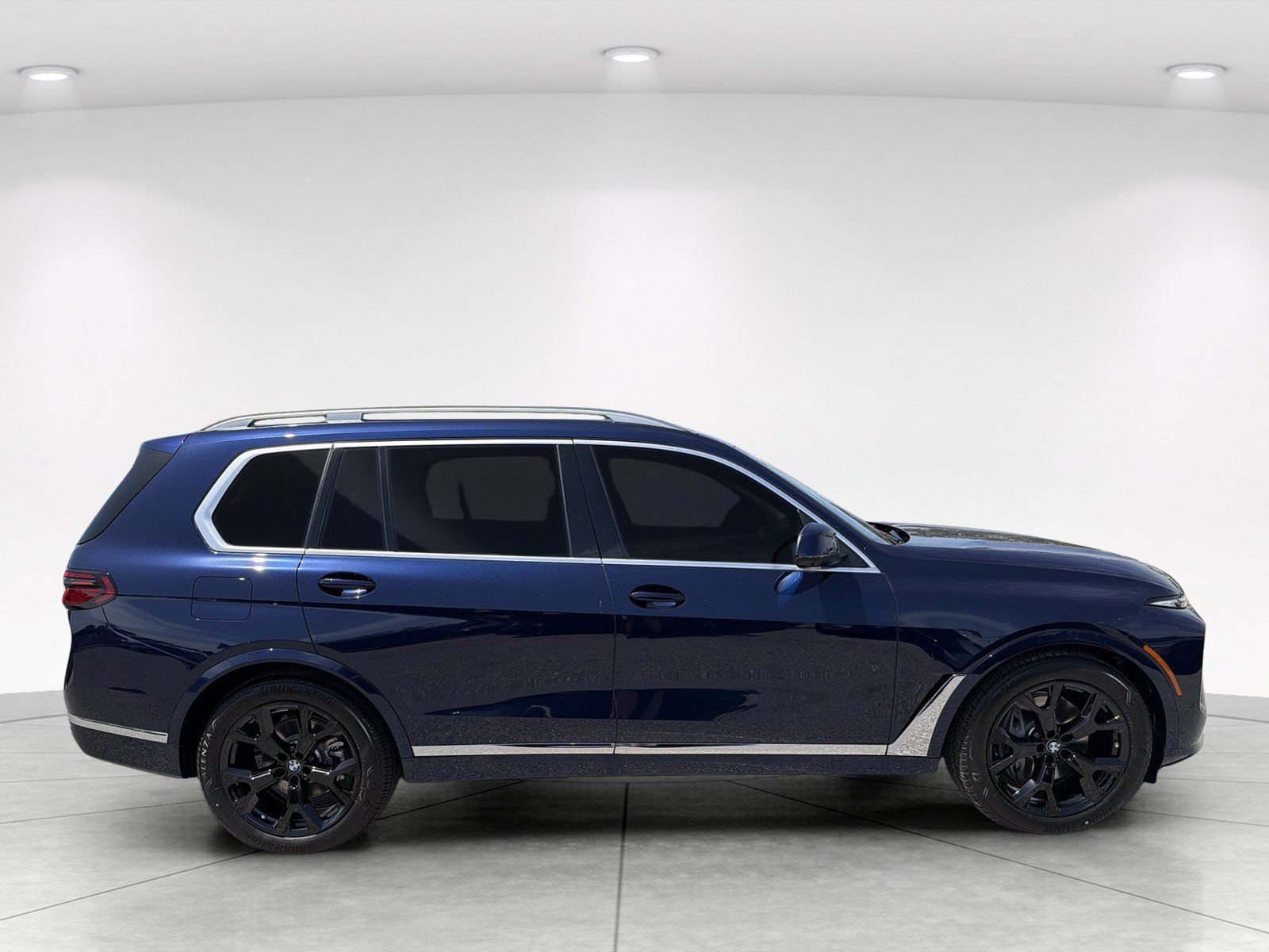 New 2027 BMW X7 xDrive40i w/ Executive Package AWD/4WD image 3