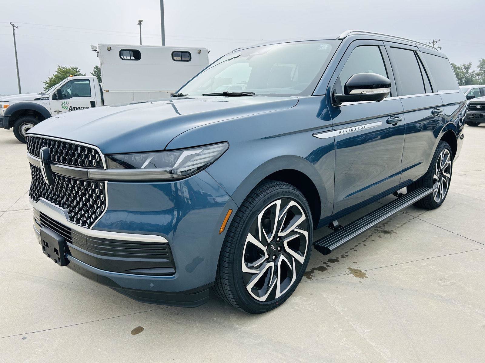 New 2027 Lincoln Navigator Reserve AWD/4WD image 51
