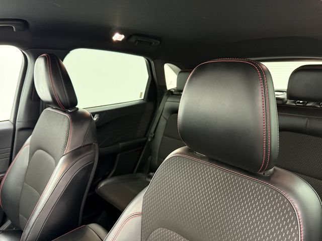 Used 2025 Ford Escape ST-Line w/ Tech Pack #1 FWD image 26