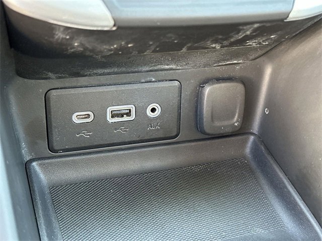 Used 2022 GMC Terrain SLE image 36