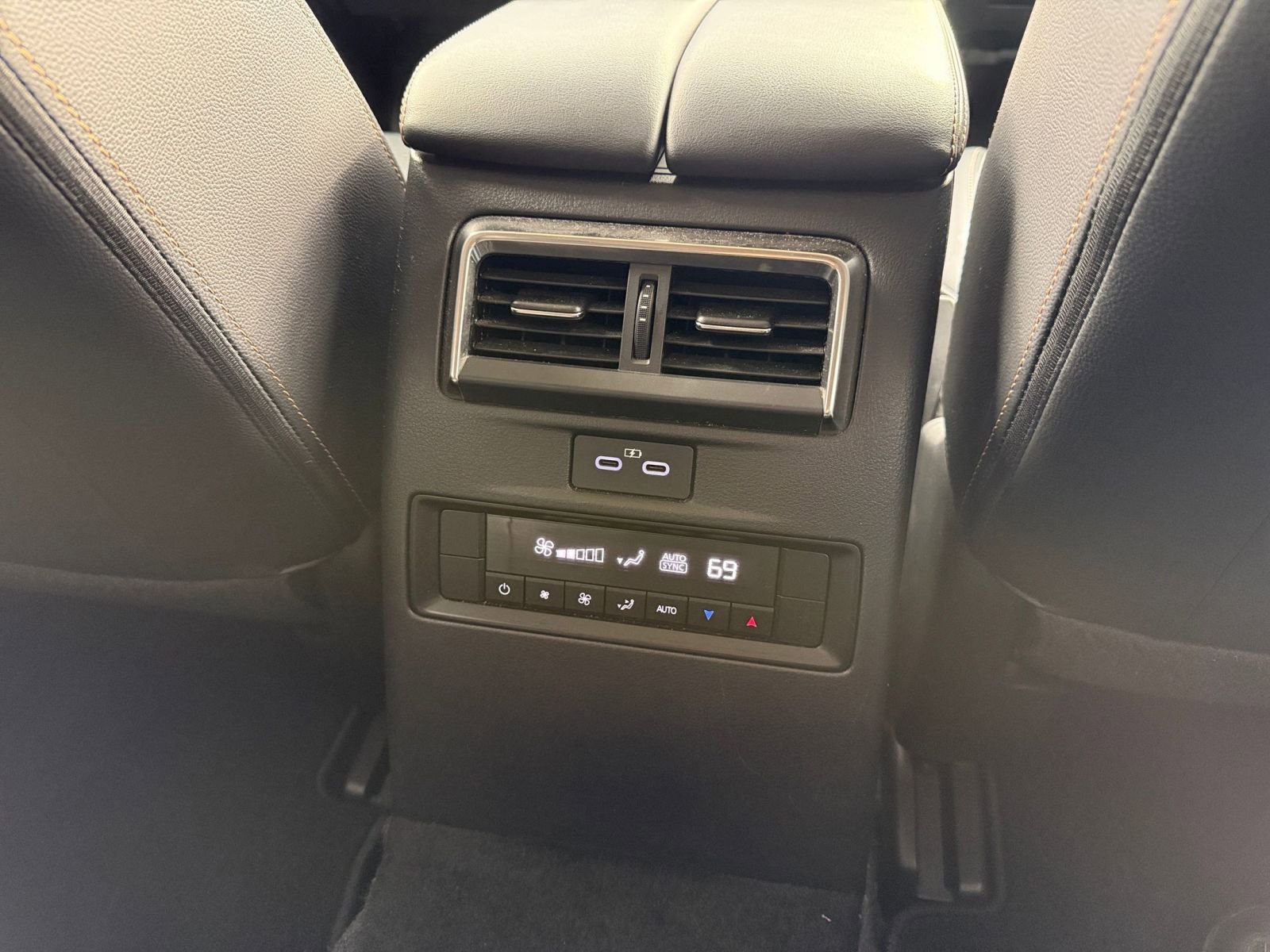 Used 2025 MAZDA CX-70 3.3 Turbo w/ Preferred Package image 25