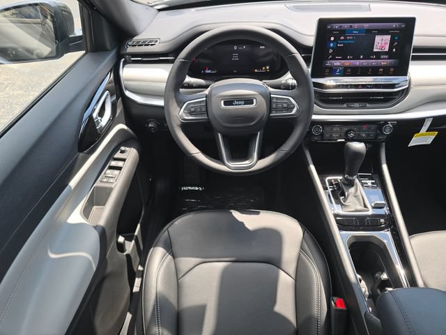 New 2026 Jeep Compass Limited w/ Sun, Sound & Navigation Group AWD/4WD image 4