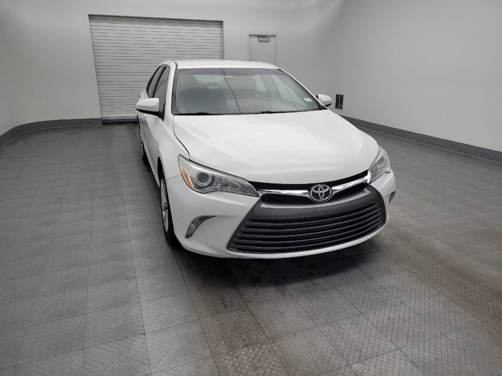 Used 2015 Toyota Camry LE image 14