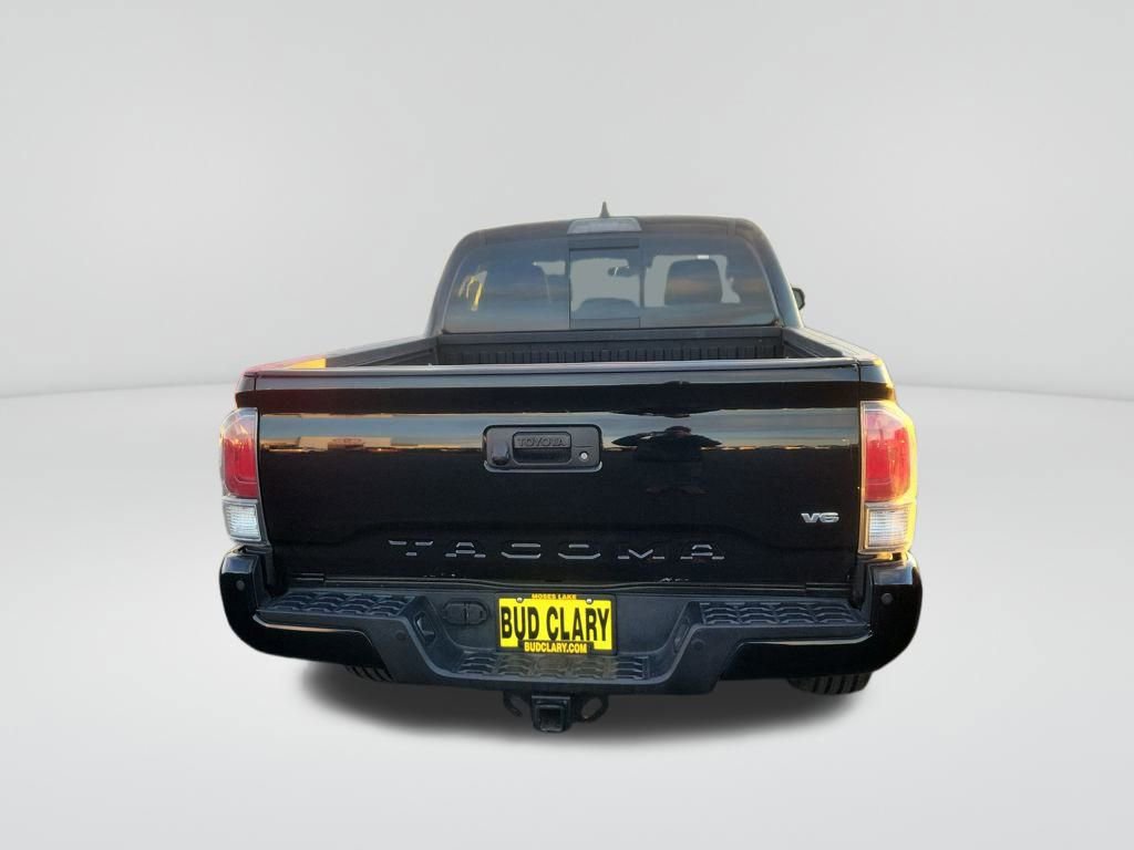 Used 2023 Toyota Tacoma TRD Off-Road w/ Technology Package image 9