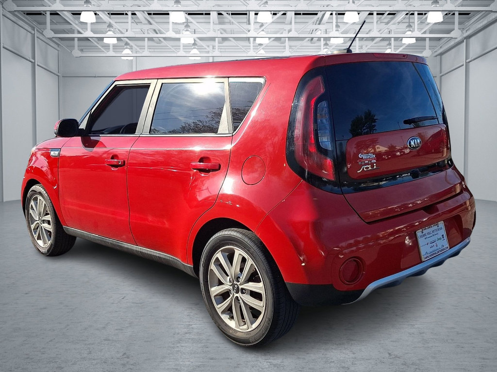 Used 2017 Kia Soul + FWD image 3