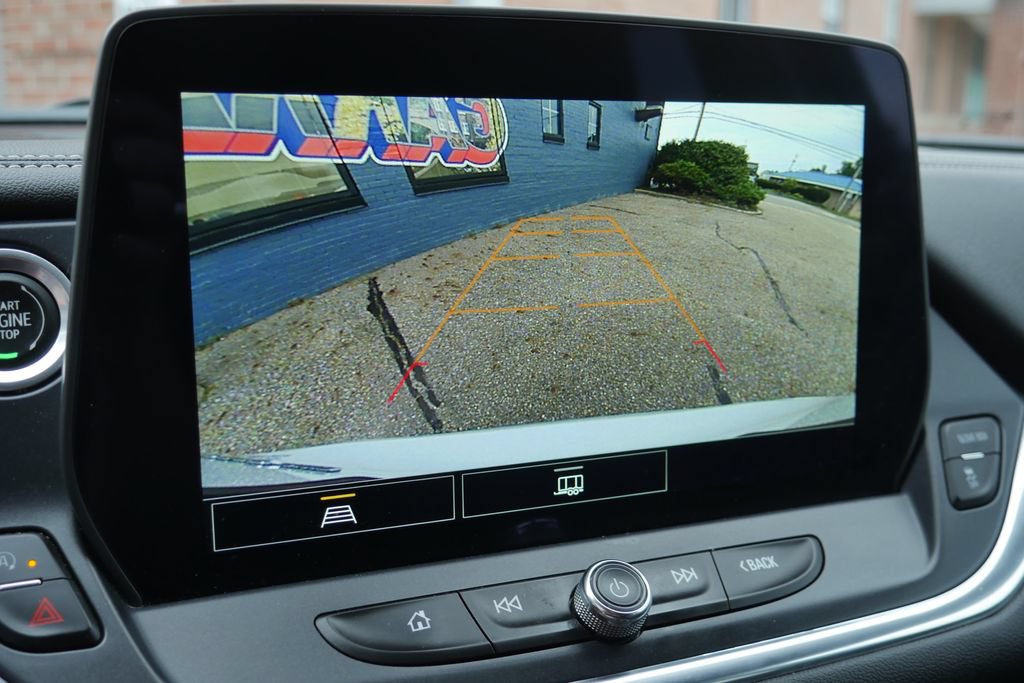 Used 2023 Chevrolet Blazer LT AWD/4WD image 13