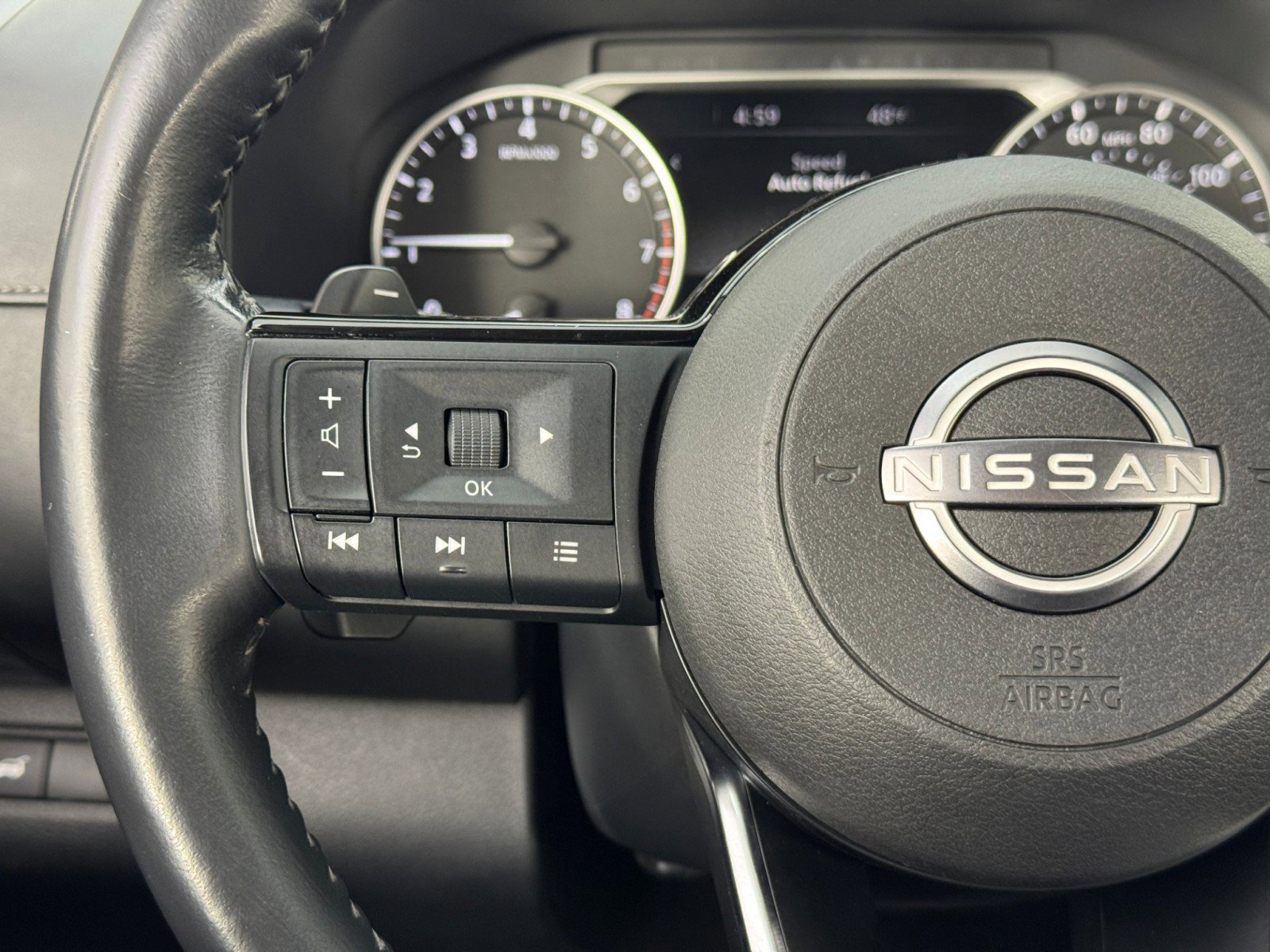 Used 2022 Nissan Pathfinder SL w/ Lighting Package (N92) image 19