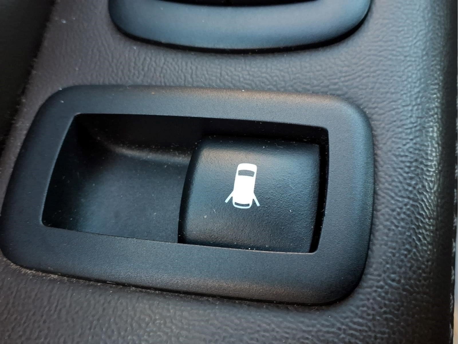Used 2013 Chrysler Town & Country Touring-L w/ Driver Convenience Group FWD image 20