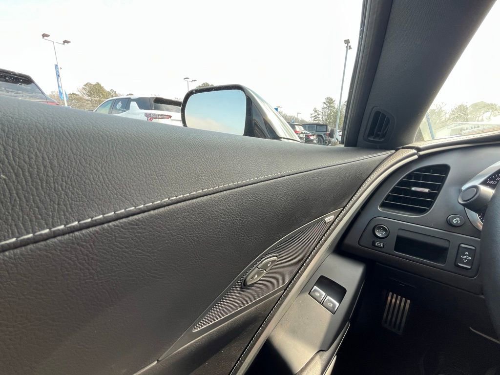 Used 2016 Chevrolet Corvette Stingray image 16