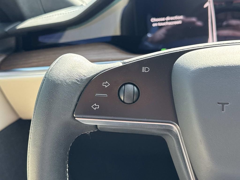 Used 2021 Tesla Model S Plaid image 19