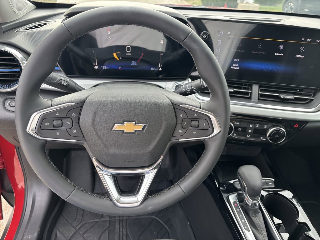New 2026 Chevrolet Trax LT w/ Sunroof Package FWD image 13
