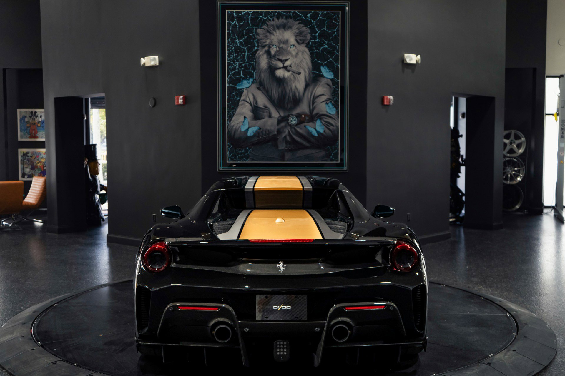 Used 2020 Ferrari 488 Pista Spider image 36