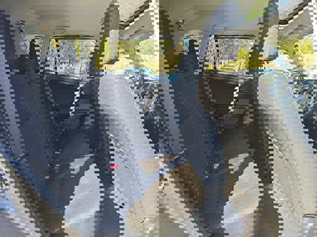 Used 2015 Toyota RAV4 XLE w/ Outdoor Package image 26