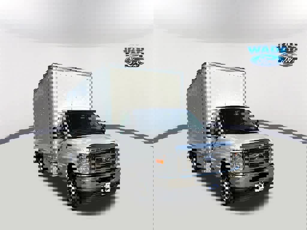 Used 2023 Ford E-450 and Econoline 450 Super Duty w/ Power Windows & Locks Group image 3