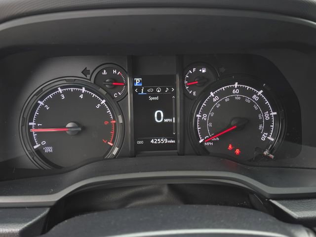 Used 2022 Toyota 4Runner SR5 Premium w/ Moonroof Package AWD/4WD image 19