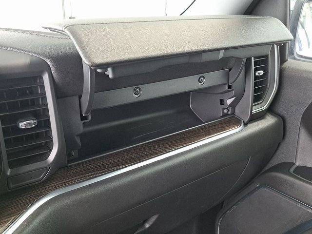 Used 2023 Chevrolet Silverado 1500 LT AWD/4WD image 16