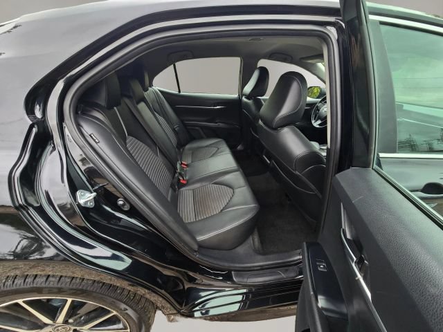 Used 2023 Toyota Camry SE FWD image 14