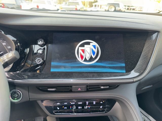Used 2023 Buick Envision Essence image 38