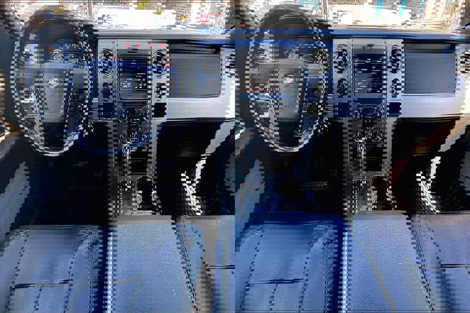 Used 2014 Ford F150 FX4 w/ Equipment Group 402A Luxury image 16