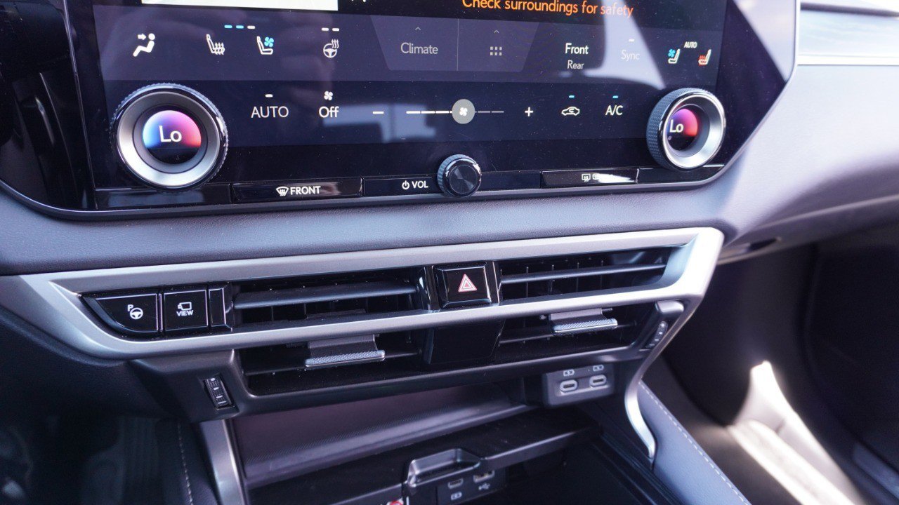 Certified 2025 Lexus RX 350 Premium Plus w/ Convenience Package image 18