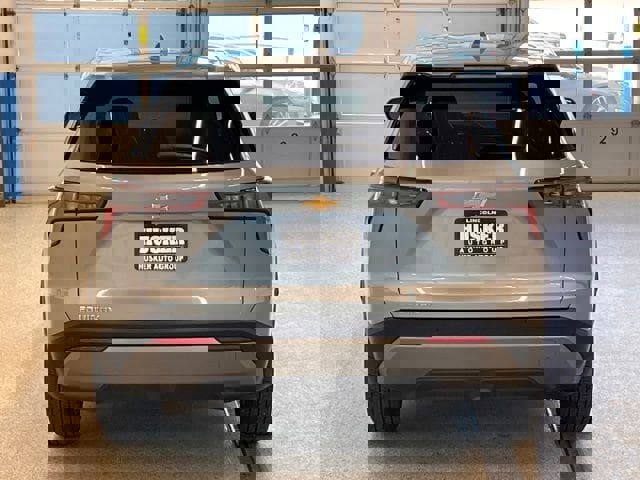 Used 2025 Chevrolet Equinox LT image 6