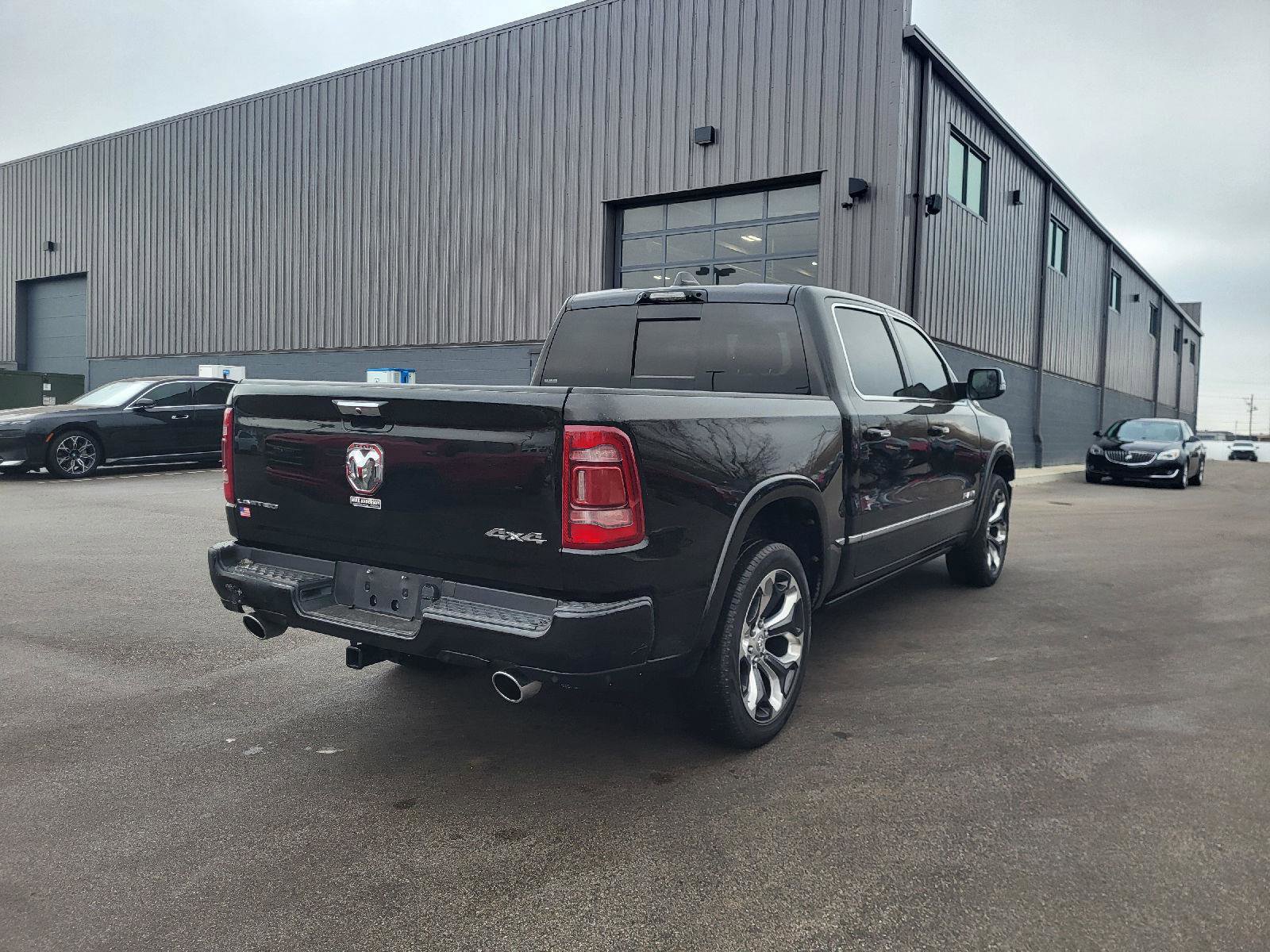 Used 2022 RAM 1500 Limited image 3