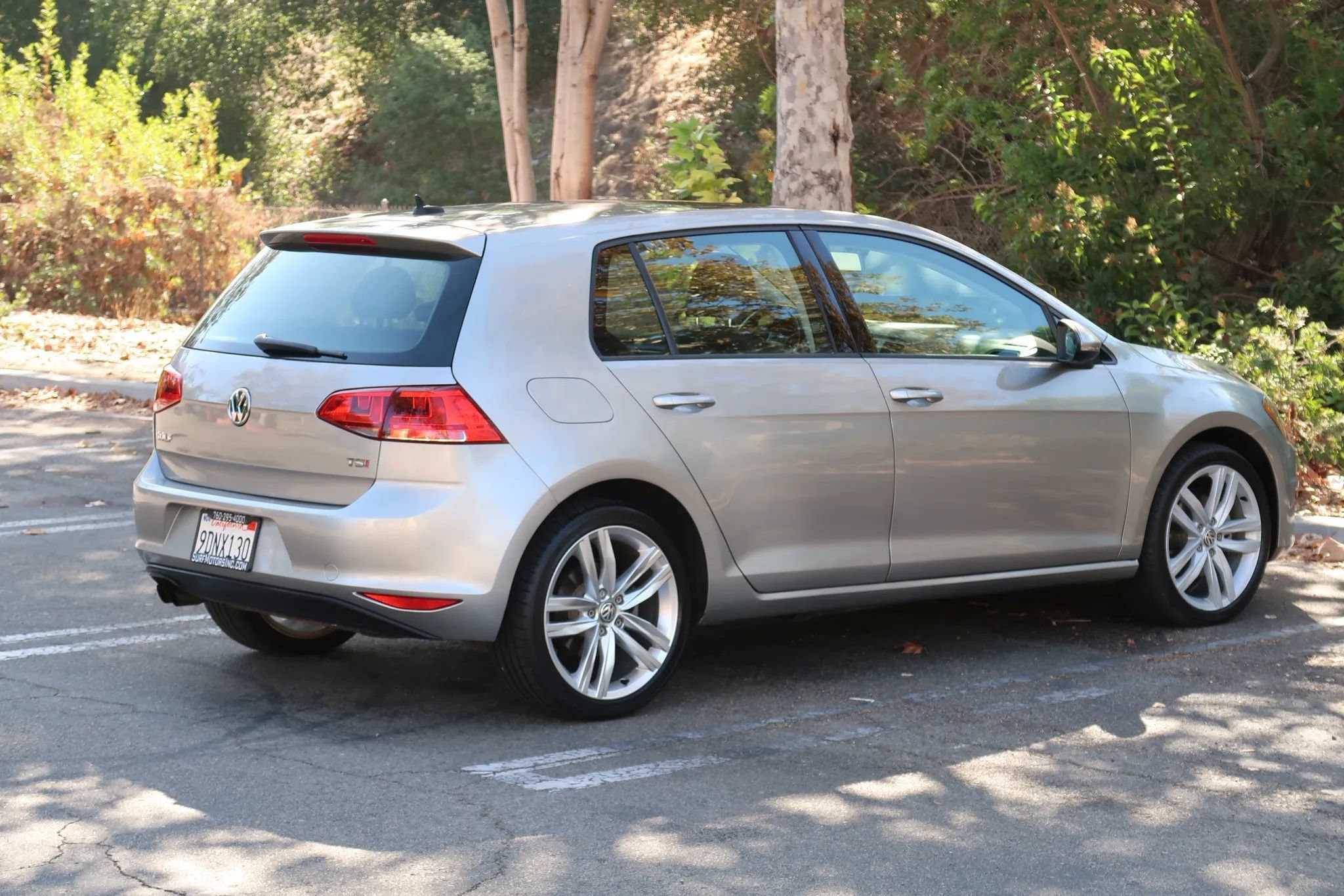 Used 2015 Volkswagen Golf SEL FWD image 8