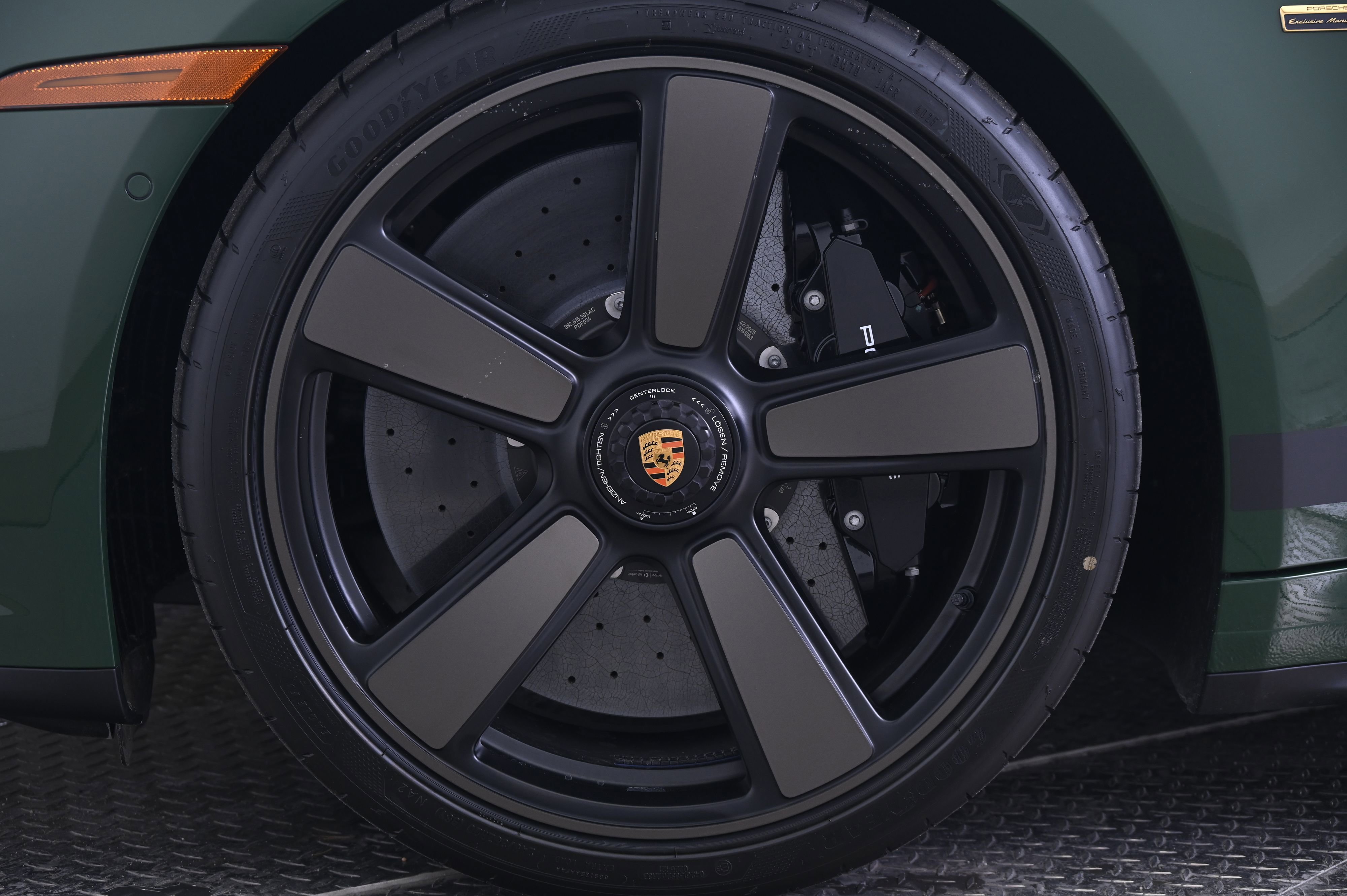 Certified 2026 Porsche 911 GTS image 17