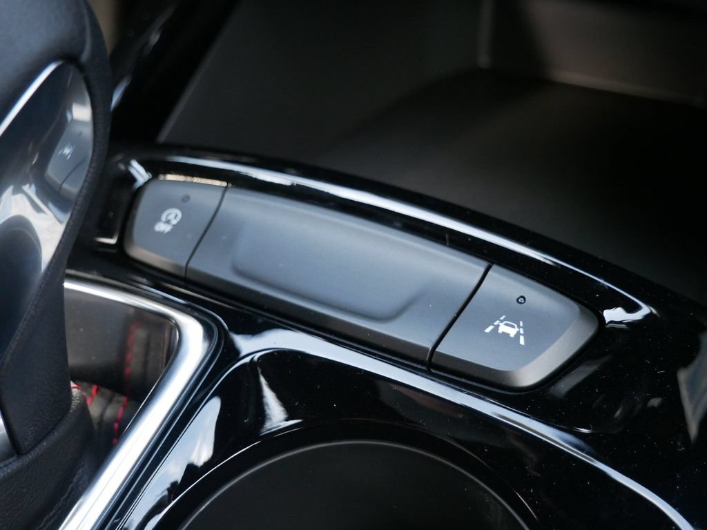 New 2026 Chevrolet Trax RS w/ Driver Confidence Package FWD image 25