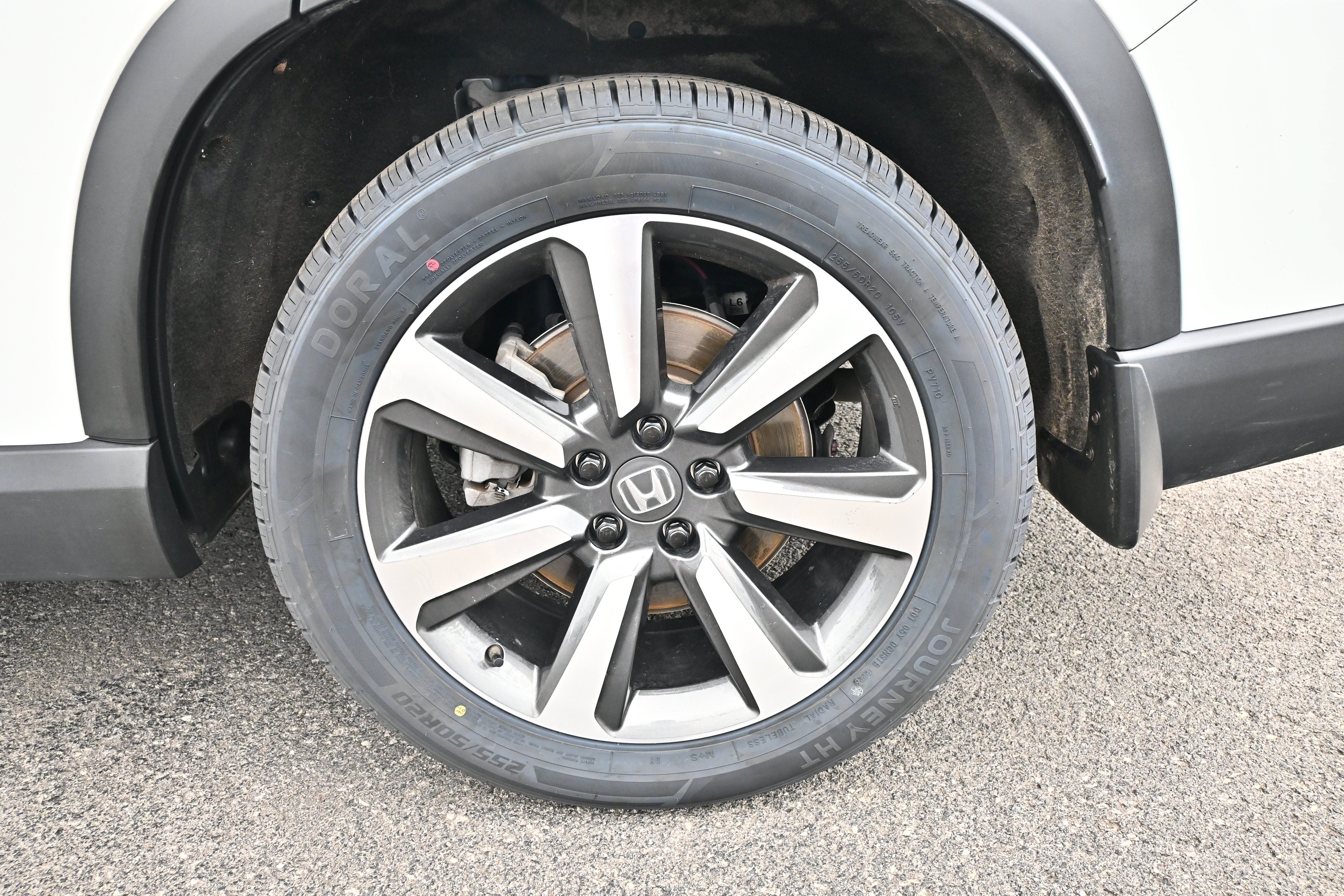 Used 2025 Honda Pilot Elite image 12