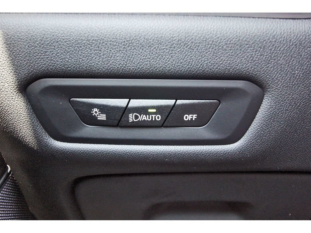 Used 2025 BMW X5 sDrive40i w/ Parking Assistance Package RWD image 25