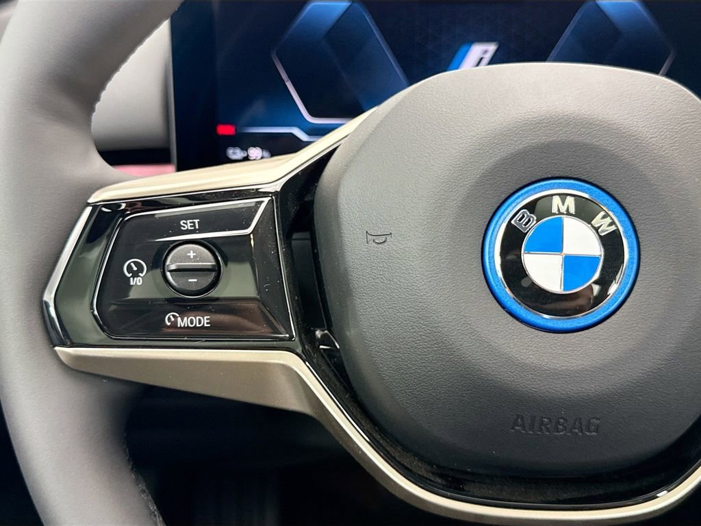 New 2026 BMW i5 eDrive40 w/ Premium Package image 11